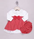 Vestido de poá vermelho e branco
